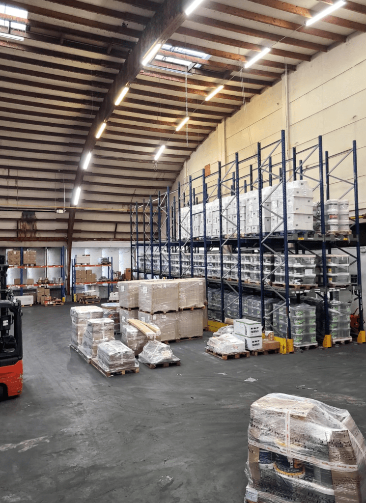 Relamping d'un entrepôt sur Genay